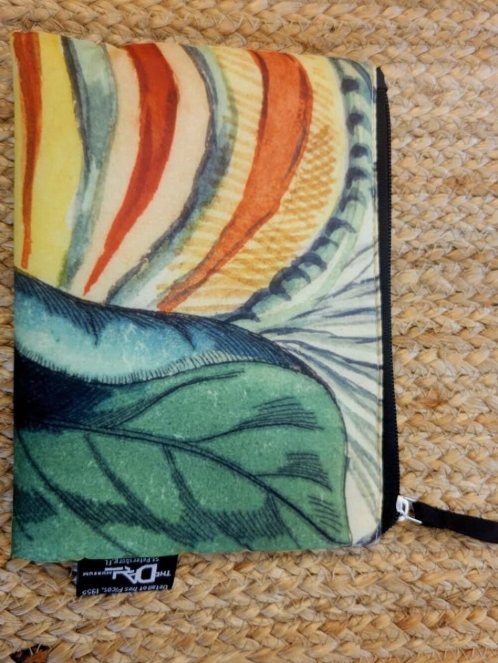Small Bag Designed By Painting Fres Picos (1955) By Salvador Dalí